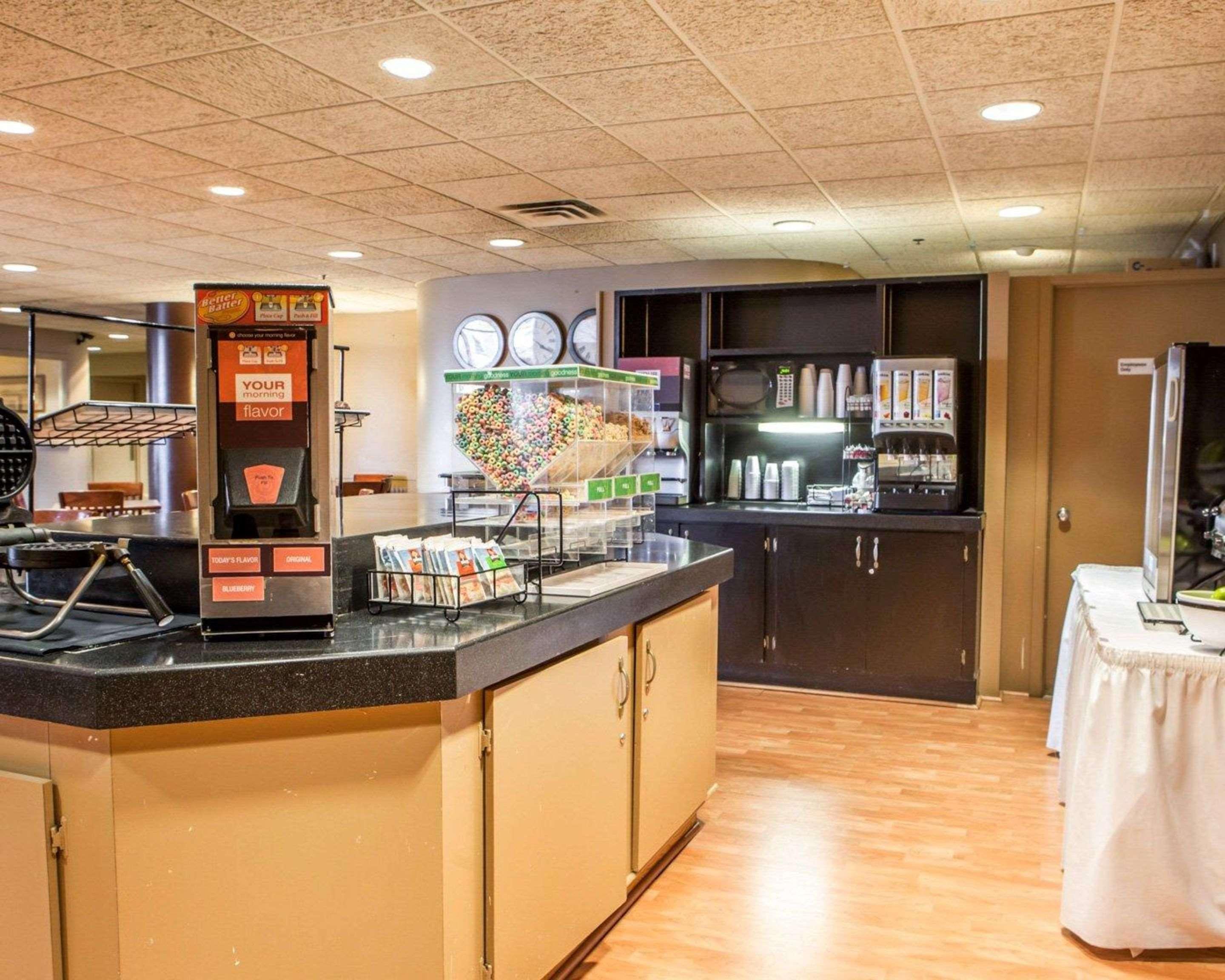 Quality Inn & Suites Orland Park - Chicago Ngoại thất bức ảnh