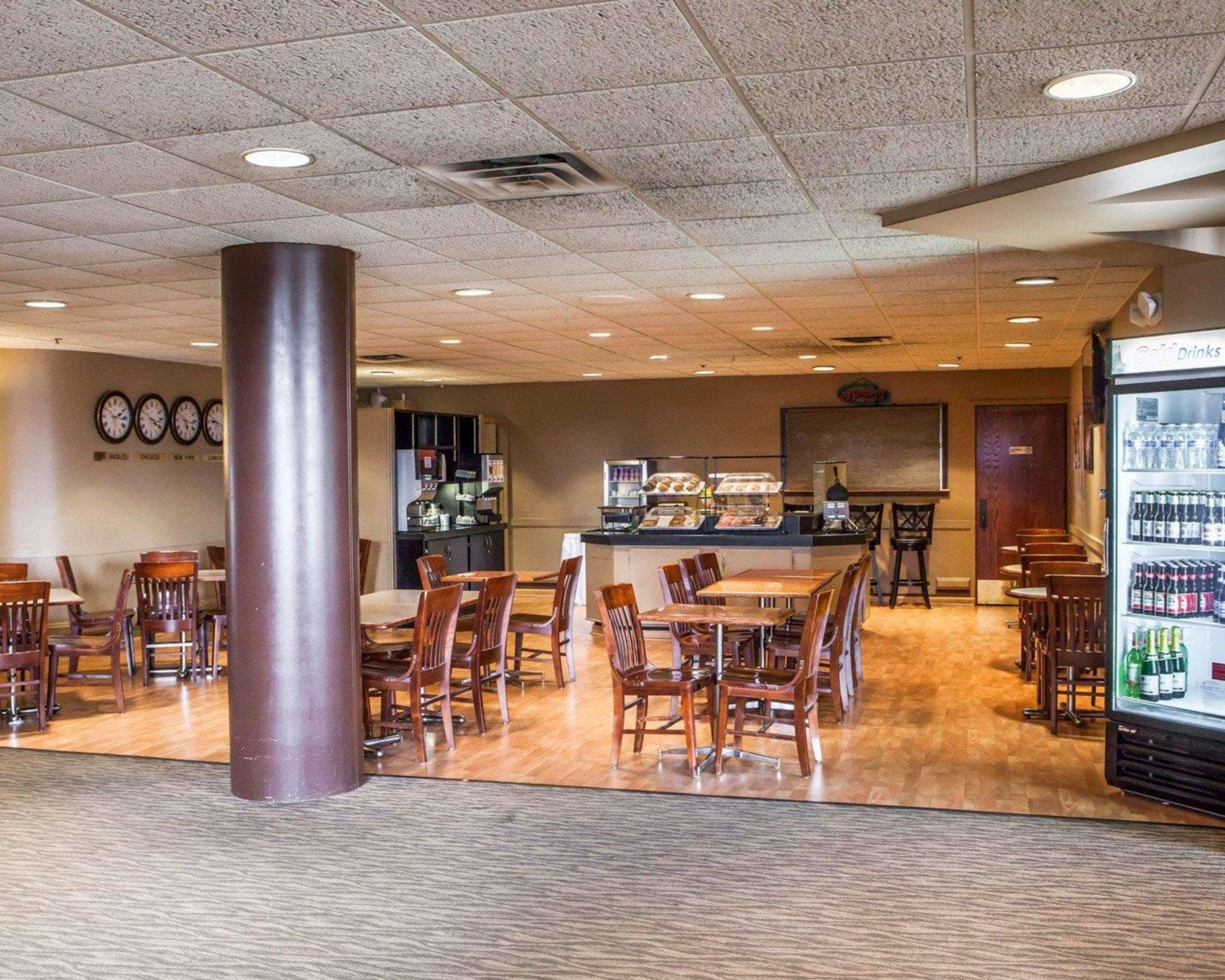 Quality Inn & Suites Orland Park - Chicago Ngoại thất bức ảnh