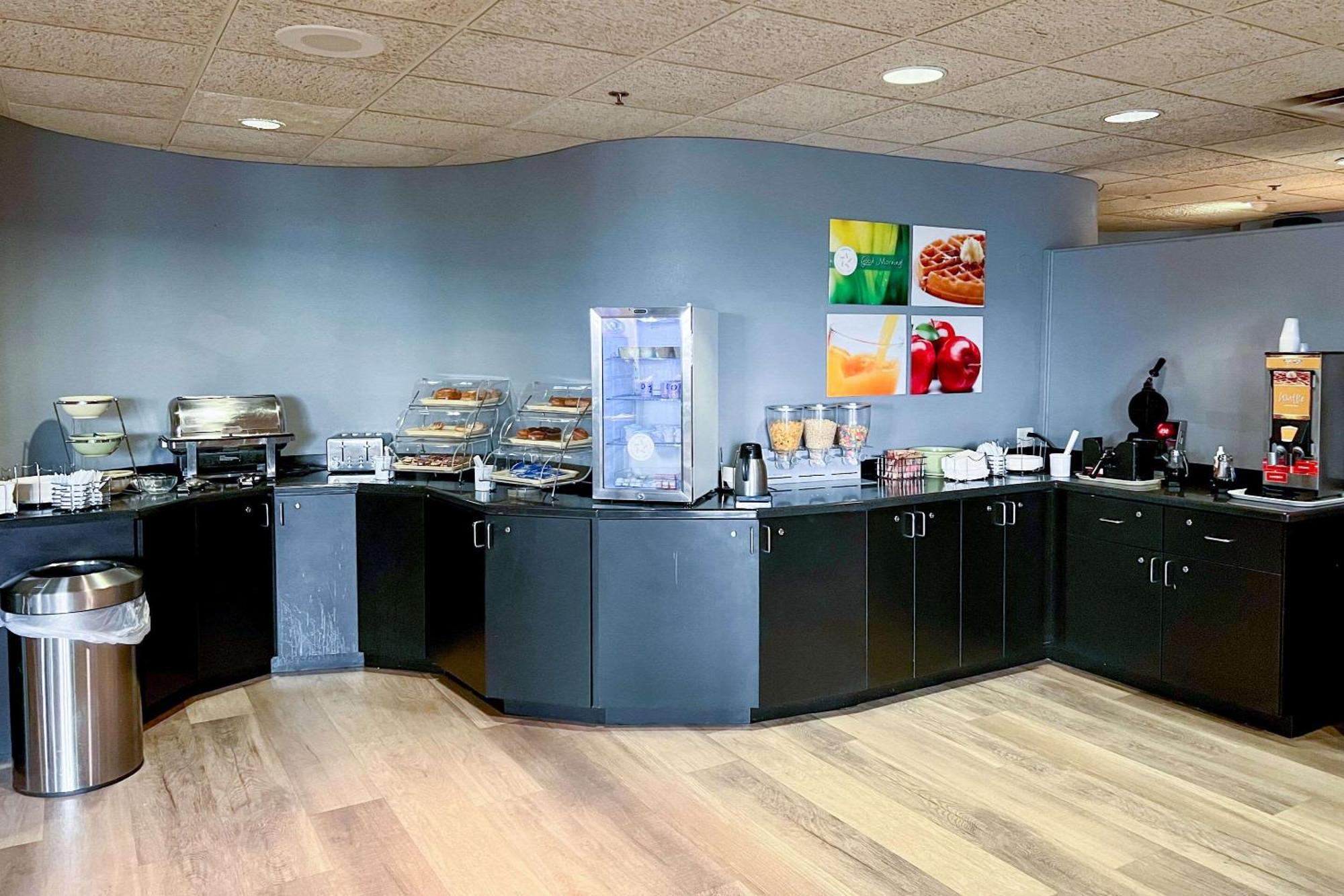 Quality Inn & Suites Orland Park - Chicago Ngoại thất bức ảnh