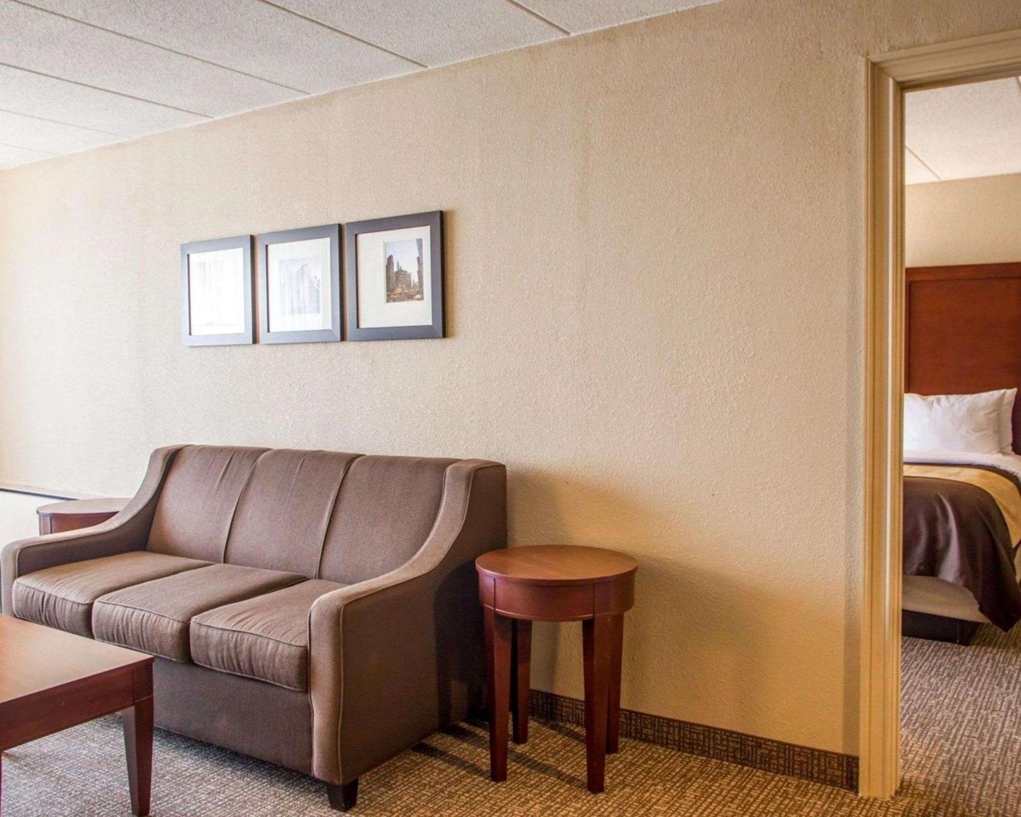 Quality Inn & Suites Orland Park - Chicago Ngoại thất bức ảnh