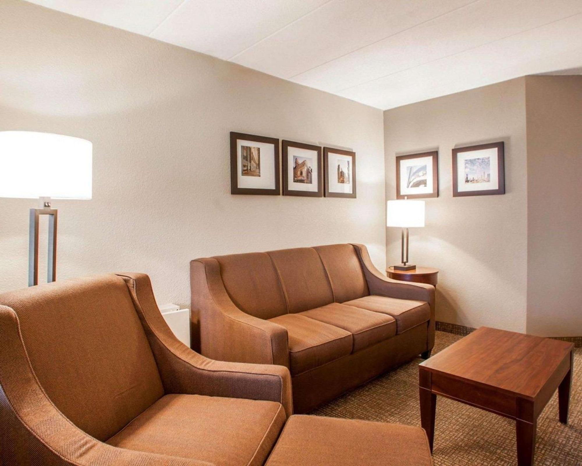 Quality Inn & Suites Orland Park - Chicago Ngoại thất bức ảnh