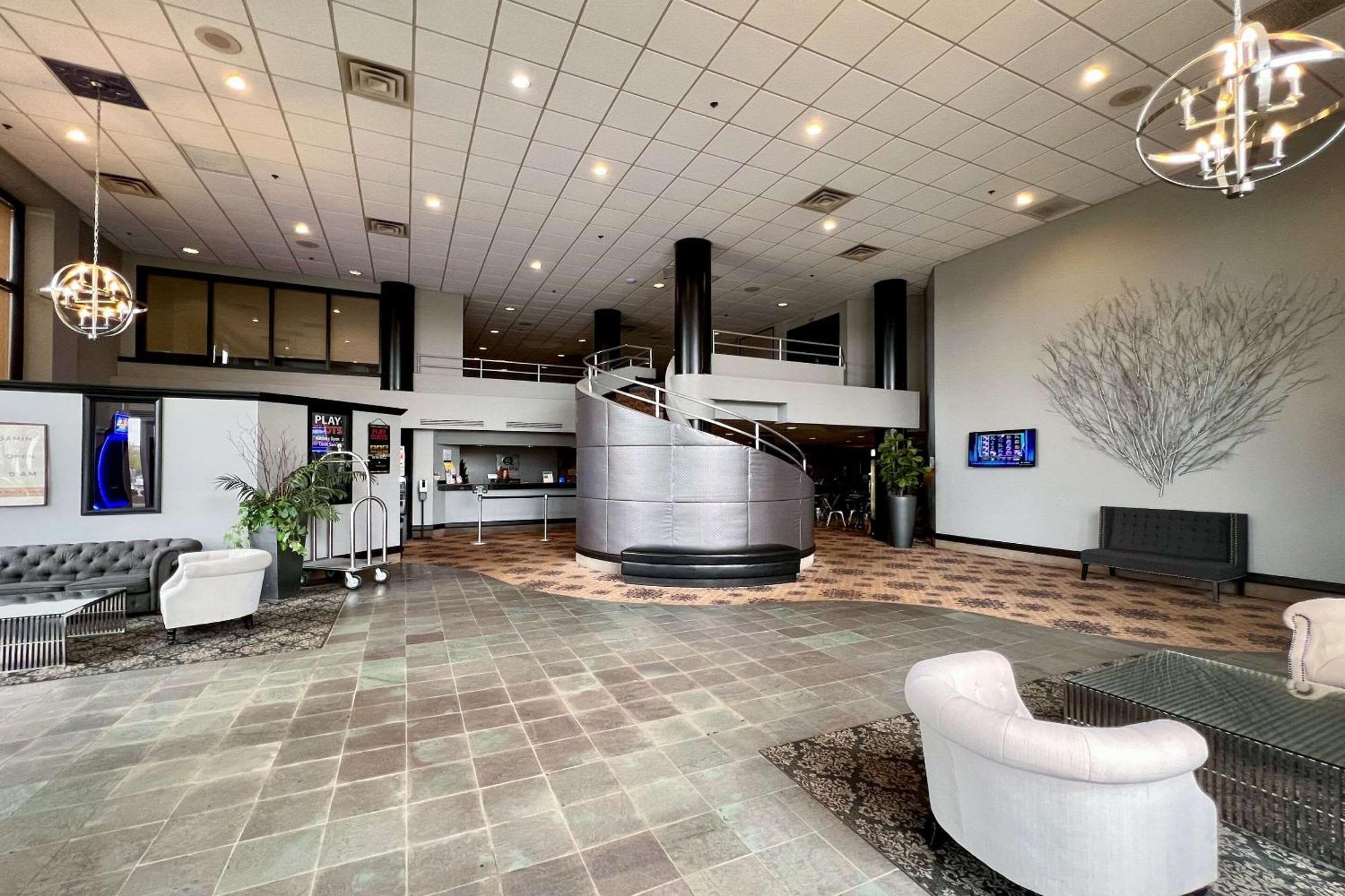 Quality Inn & Suites Orland Park - Chicago Ngoại thất bức ảnh